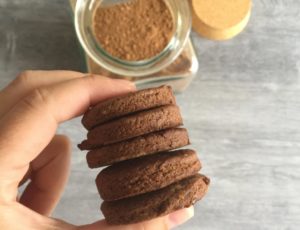 Photo des biscuits au chocolat vegan et au sucre de coco